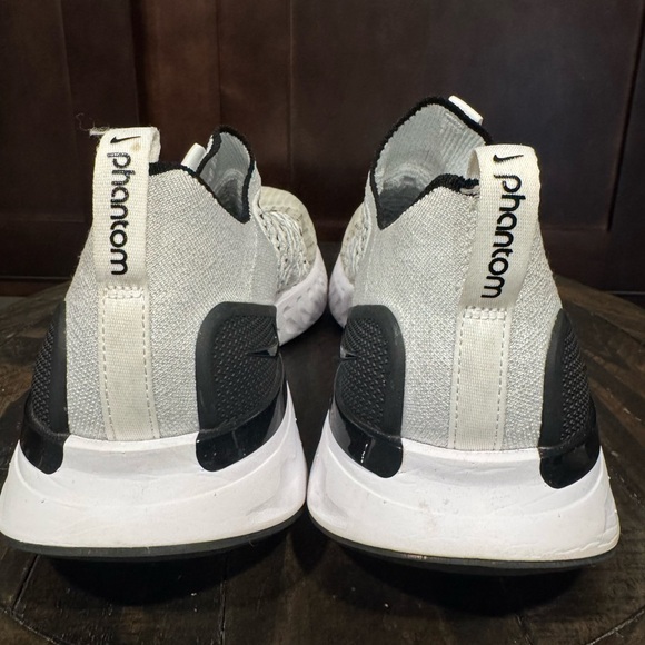Nike React Phantom Run Flyknit 2 - Picture 1 of 5
